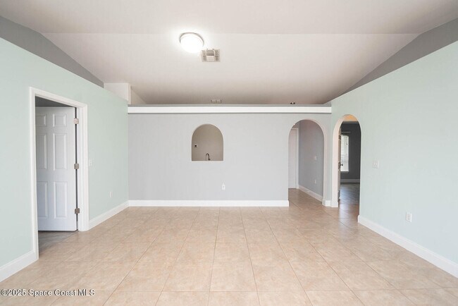 Building Photo - 5081 Spinet Dr