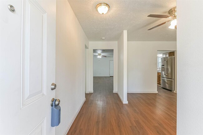 Building Photo - 12002 Palmcroft St