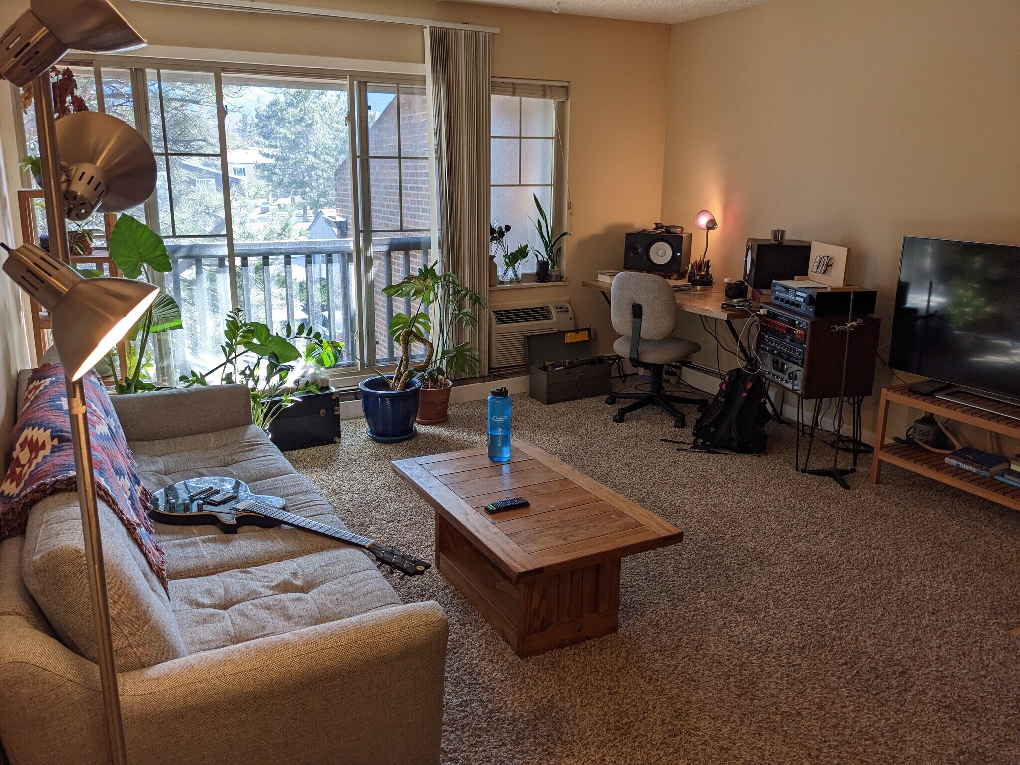 Plants grow well - 850 W Moorhead Cir