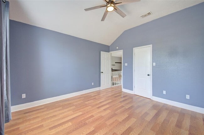 Building Photo - 123 Coffee Ln