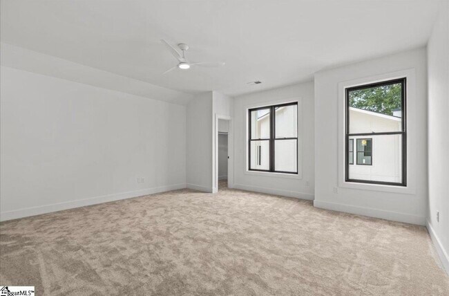 Building Photo - 112 Lepak Ln