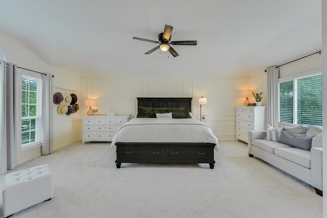Building Photo - 803 Crocus Dr