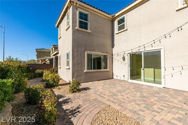 Building Photo - WELCOME HOME TO THE EXCITING INSPIRADA COMMUNITY!!