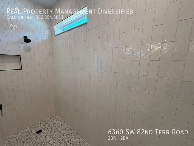 Building Photo - 6360 SW 82 Ter Rd