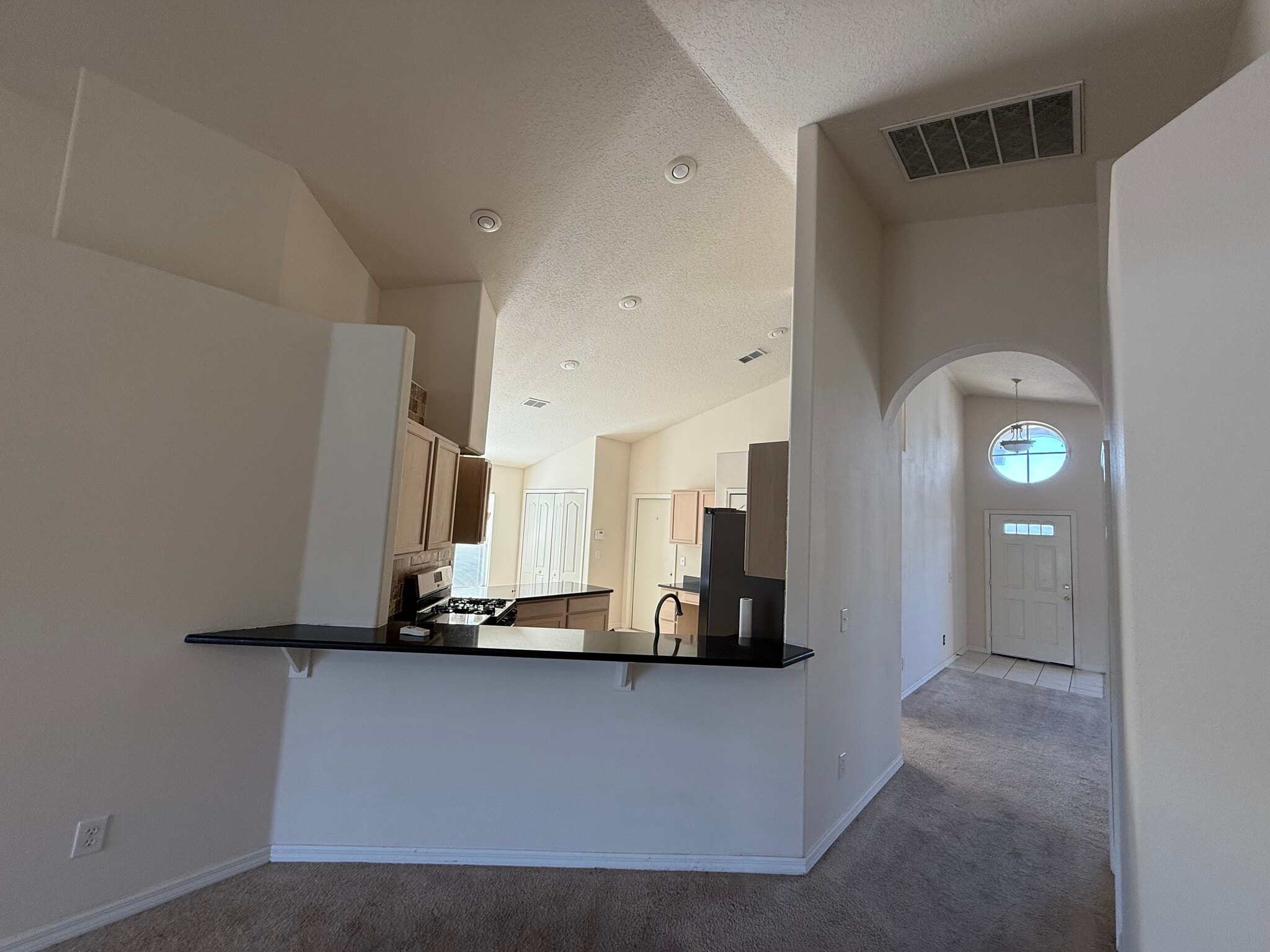 Building Photo - 1628 Maximilian Dr