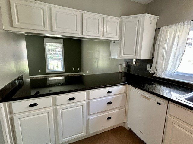 Building Photo - 2135 Lone Rock Dr