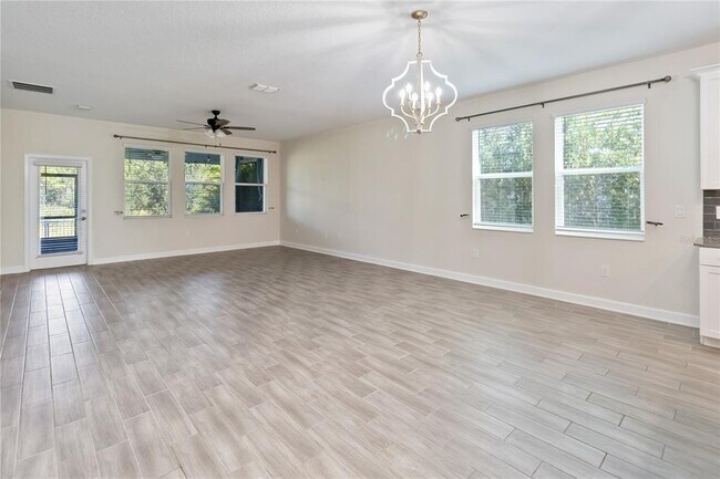 Building Photo - 11352 Satire St