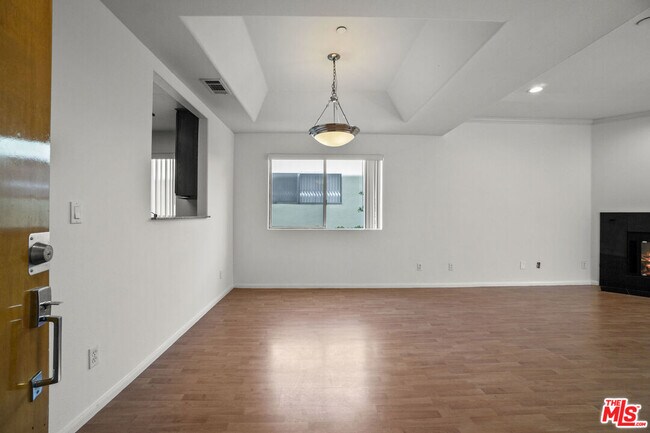 Building Photo - 1804 Camden Ave