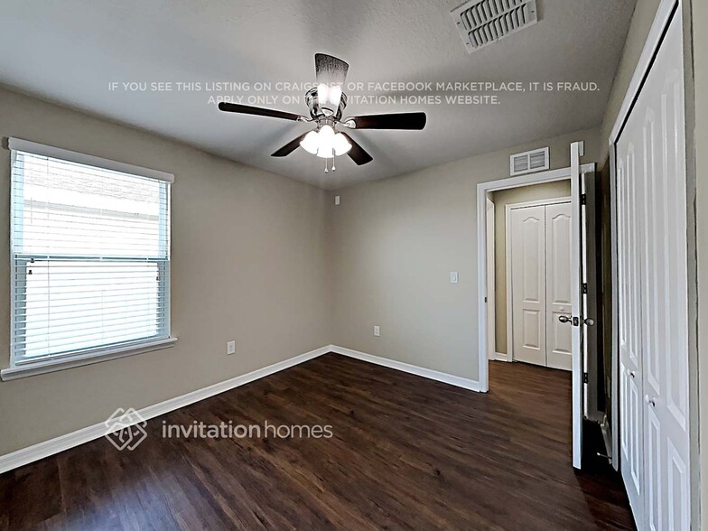 Building Photo - 14213 Poke Ridge Dr