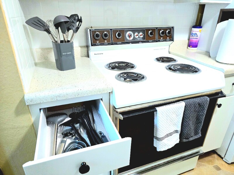 Building Photo - 3034 SW Lydia Ave