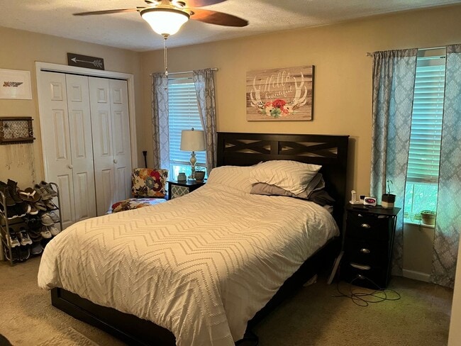 Building Photo - 3BR 2BA One level, West Knox off Westland