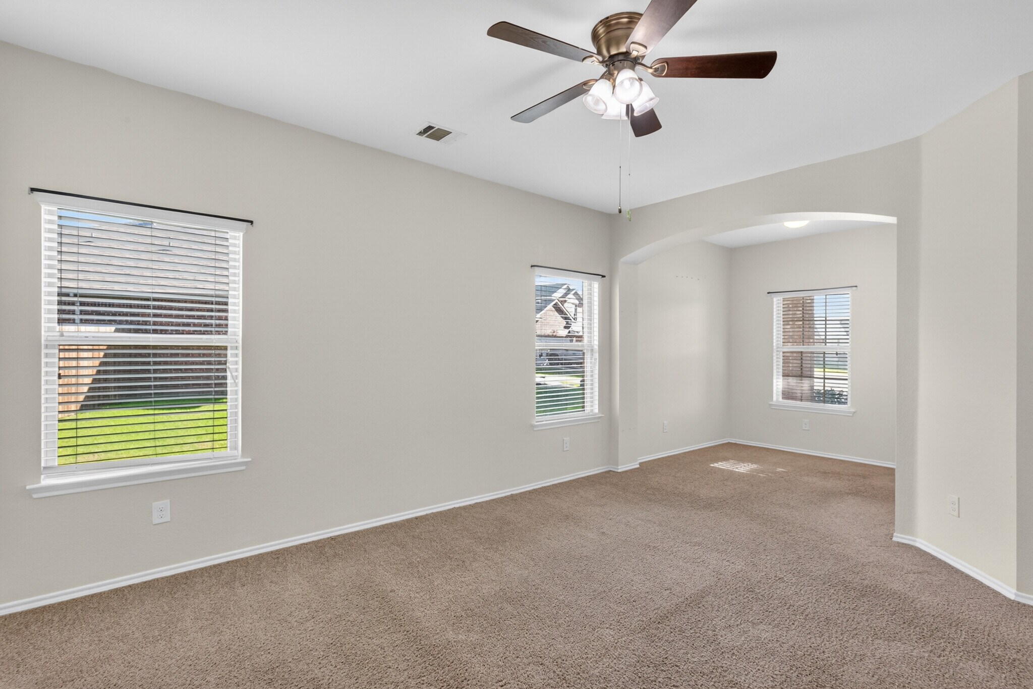 Building Photo - 1702 Wild Rye Cir