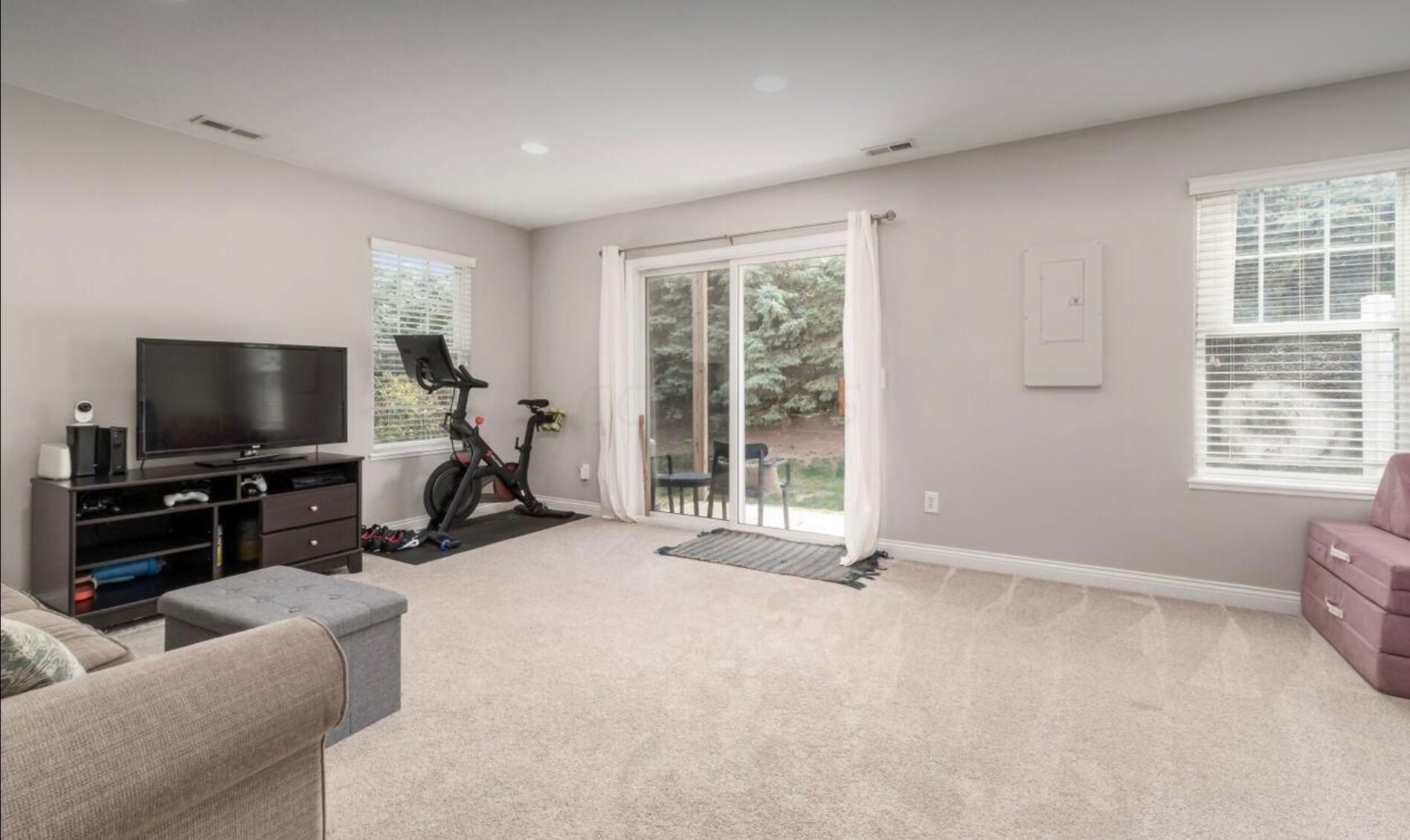 Building Photo - 6305 Chetti Dr