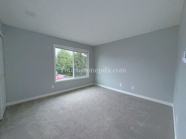 Building Photo - $500 OFF OF SECOND MONTH OF RENT! Updated Spacious 2-bedroom Apartment