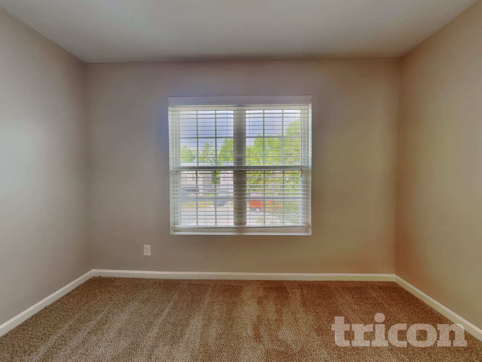 Building Photo - 2004 Blue Rock Ct