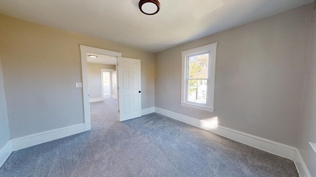 Building Photo - 7408 Dudley Ave