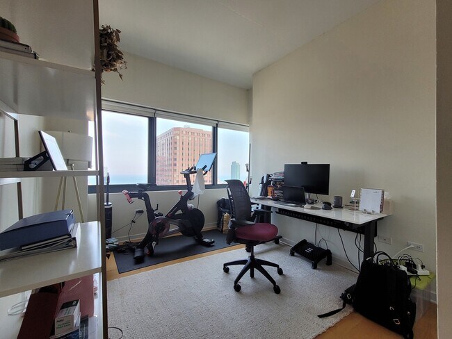 Building Photo - 235 W Van Buren St