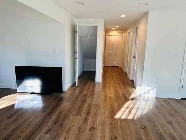 Building Photo - 43 Toscano Wy