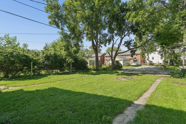 Building Photo - 41-43 N Huron Ave