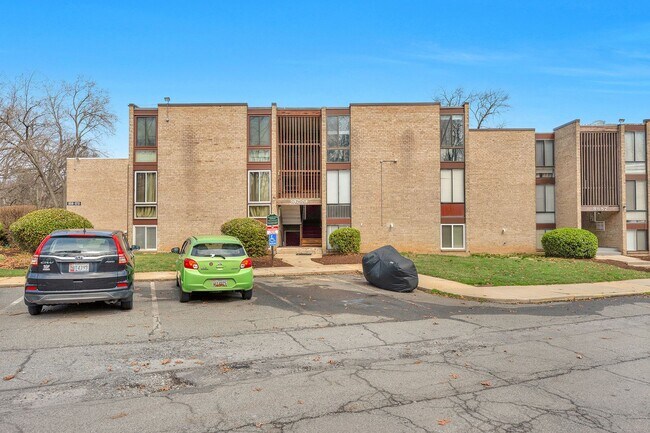 Building Photo - 8689 Greenbelt Rd