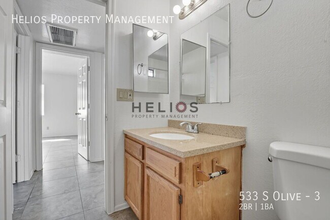 Building Photo - 533 S Olive-3