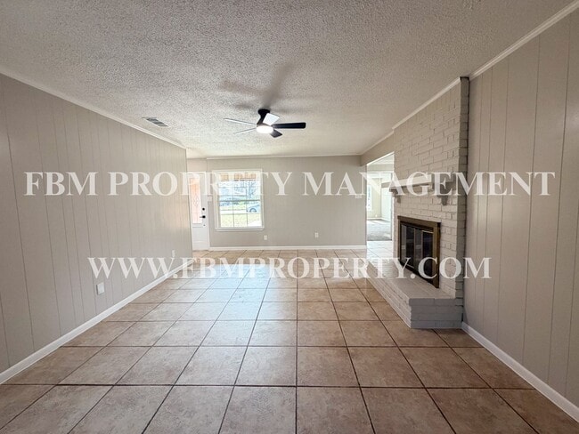 Building Photo - 509 Lake Park Ave