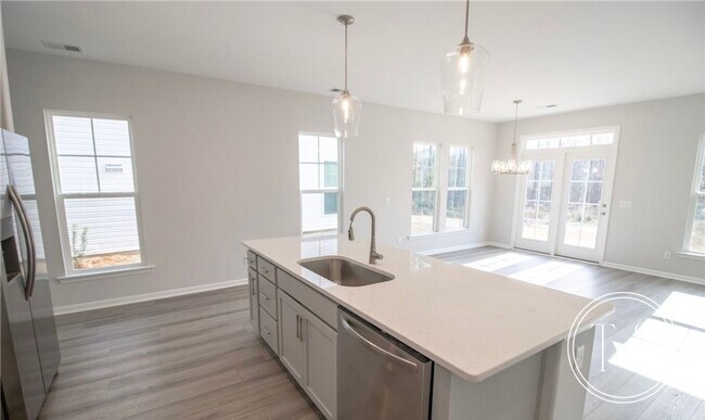 Building Photo - 254 Flagler Dr