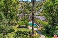 Building Photo - 1701 Roscomare Rd