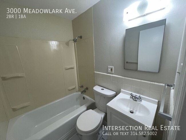 Building Photo - 3000 Meadowlark Ave