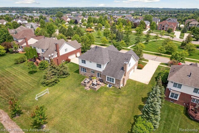Building Photo - 24323 Bellingham Dr