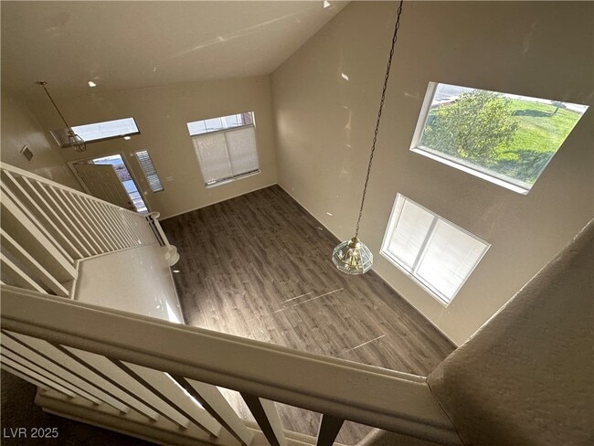 Building Photo - 1575 Comfort Hills St