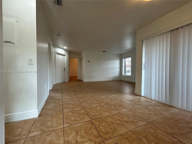 Building Photo - 14985 SW 48th Terrace