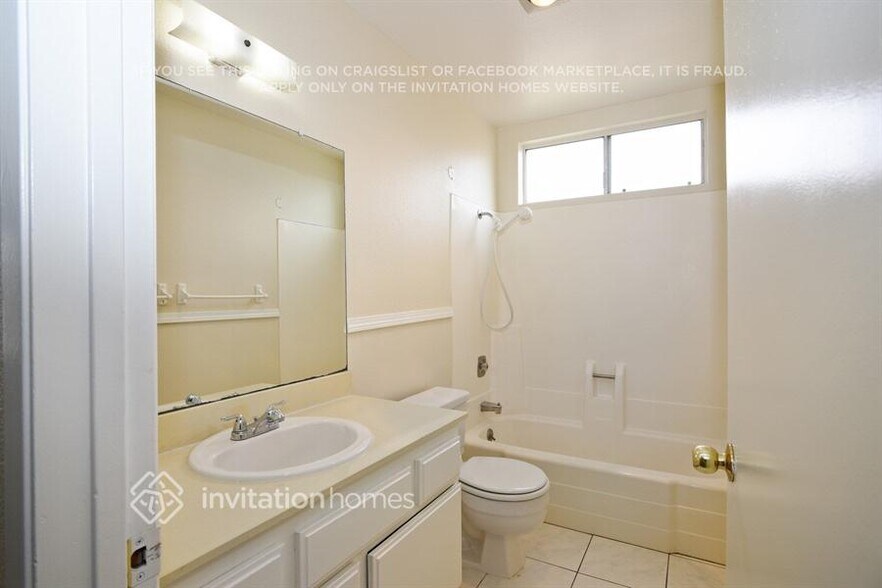 Building Photo - 2335 Ladlehill Dr