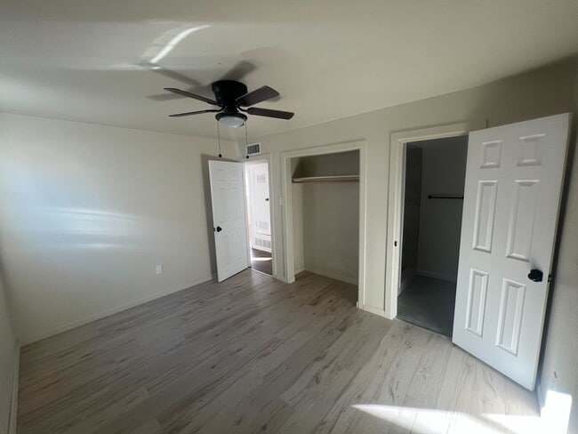 Building Photo - 4101 Parkway Rd