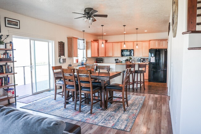 Building Photo - 45 Butch Cassidy Loop