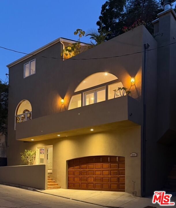 Building Photo - 2445 Lyric Ave