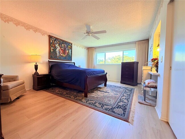 Building Photo - 2340 Grecian Way