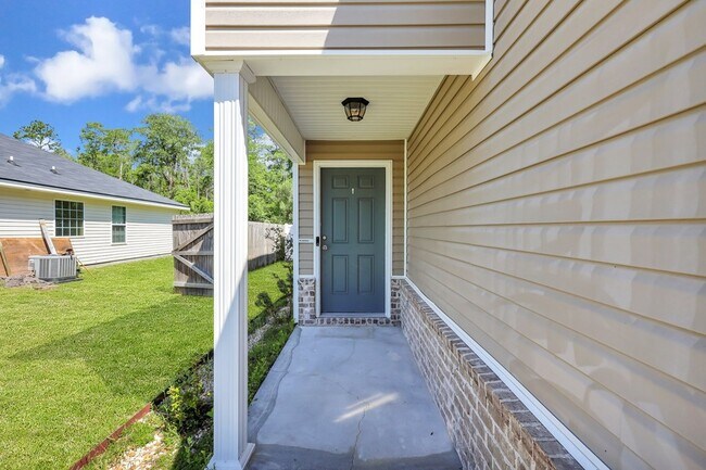 Building Photo - 203 Grandview Dr