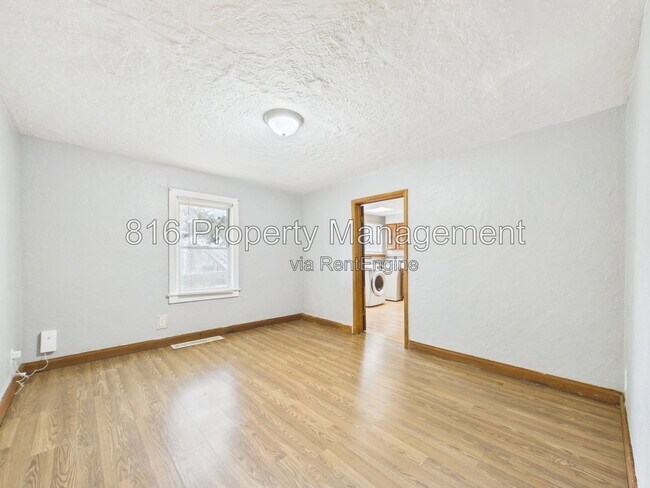 Building Photo - 426 Wabash Ave
