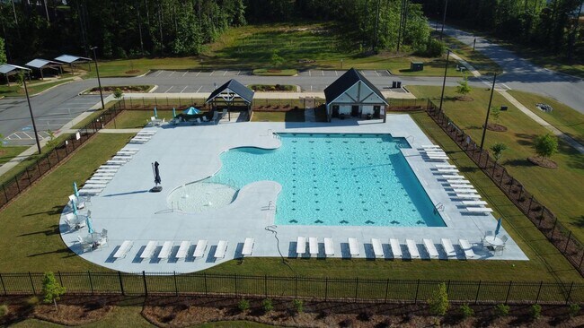 Building Photo - 136 Tanager Ln