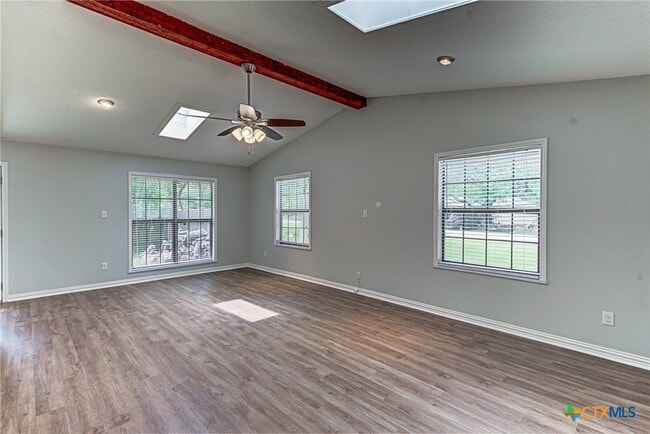 Building Photo - 313 Ranger Dr