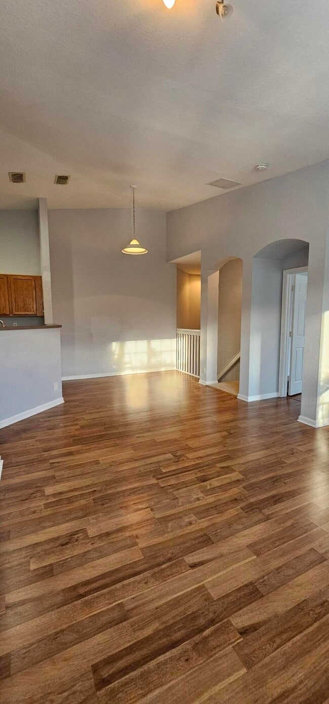 Building Photo - 3078 Laurel Ridge Cir