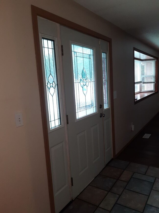 Building Photo - STATUS: PENDING APPLICATION  -R137 | $2400...