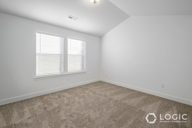 Building Photo - Brand New Townhome in Lehi Utah!