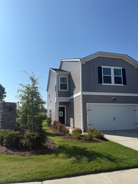 Primary Photo - 1216 Plumcrest Dr