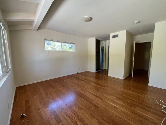 Building Photo - A hidden gem with tree-top view. Tranquil and private. Light and airy