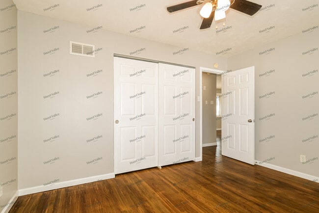 Building Photo - 31 Mercury Dr