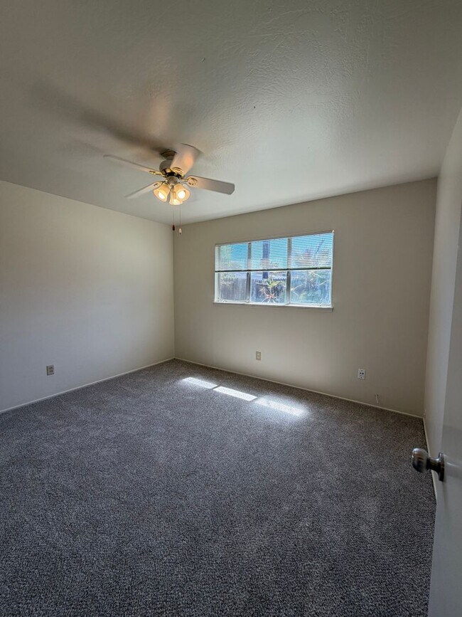 Building Photo - 2832 Sweet Way