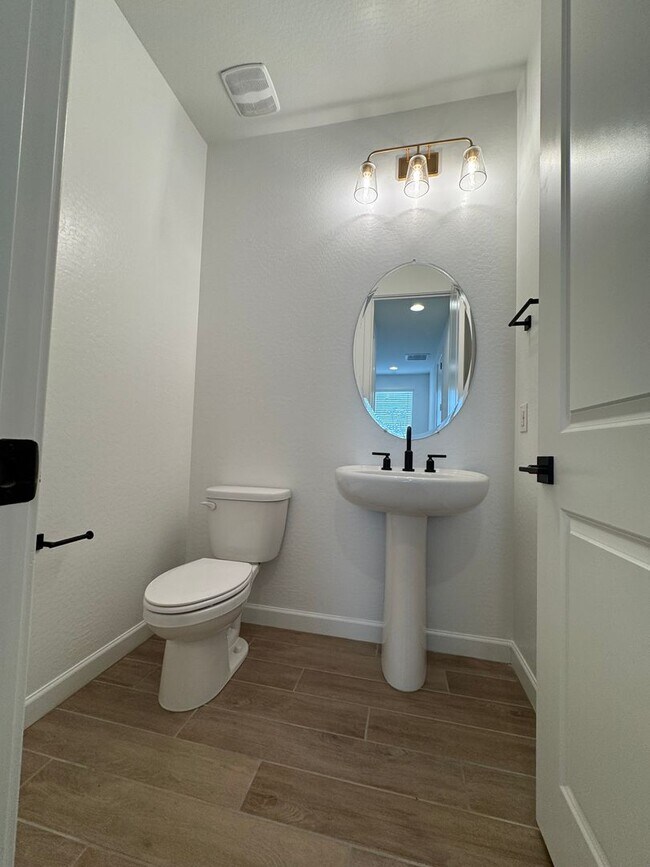 Building Photo - BRAND NEW HOME IN UNION PARK AT NORTERRA I...