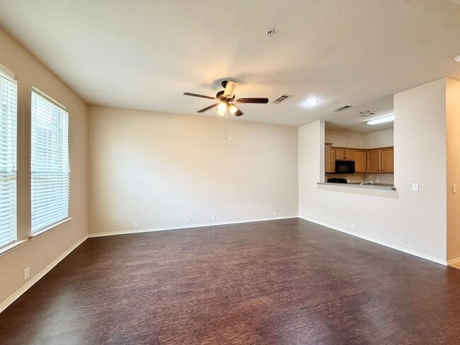 Building Photo - 2224 Stonepark Pl